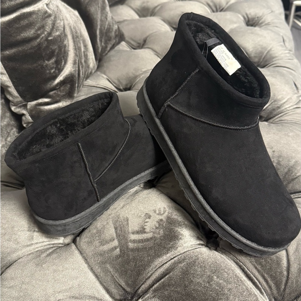 Arizona Jean Company Black Suede Slip-On Shoes - Picture 8 of 9